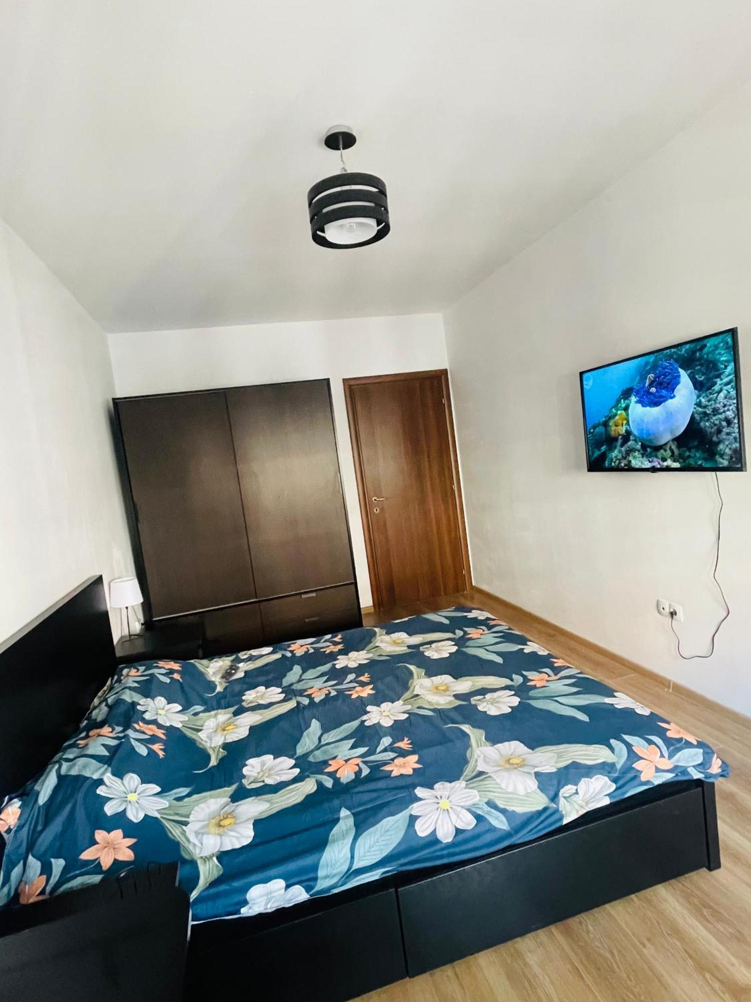 Cozy Apartment With Free Parking Клуж-Напока Экстерьер фото
