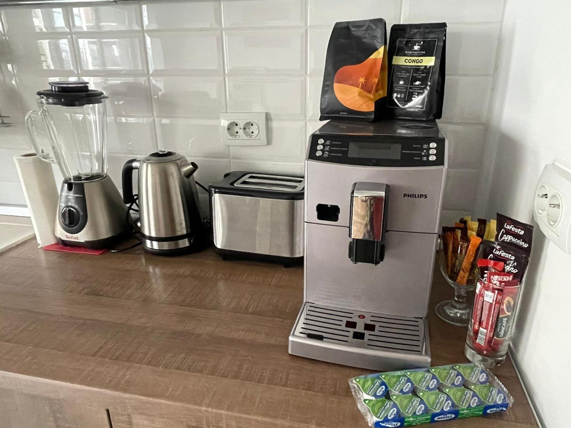 Cozy Apartment With Free Parking Клуж-Напока Экстерьер фото